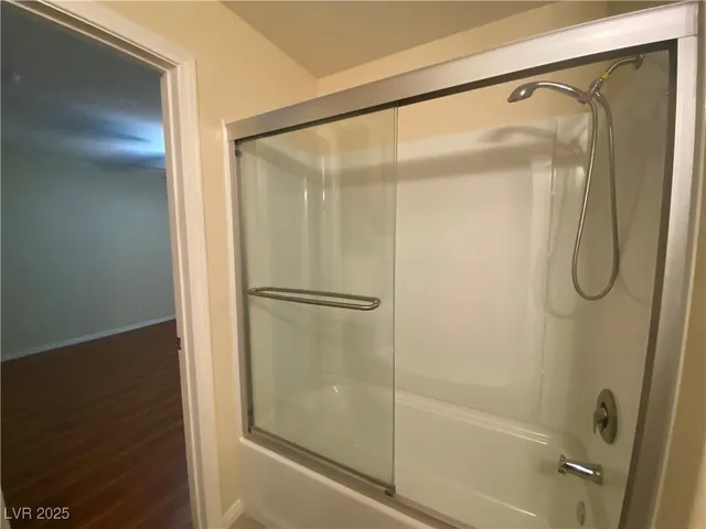 $1,425 | 1513 Lake Placid Terrace, Unit 220, Henderson, NV 89014