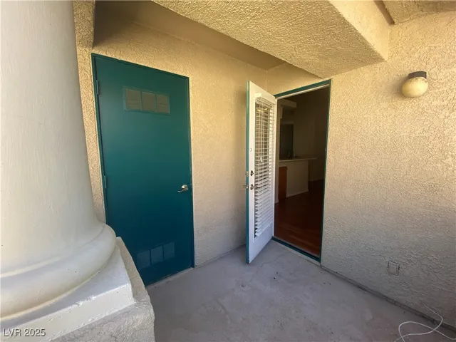 $1,425 | 1513 Lake Placid Terrace, Unit 220, Henderson, NV 89014