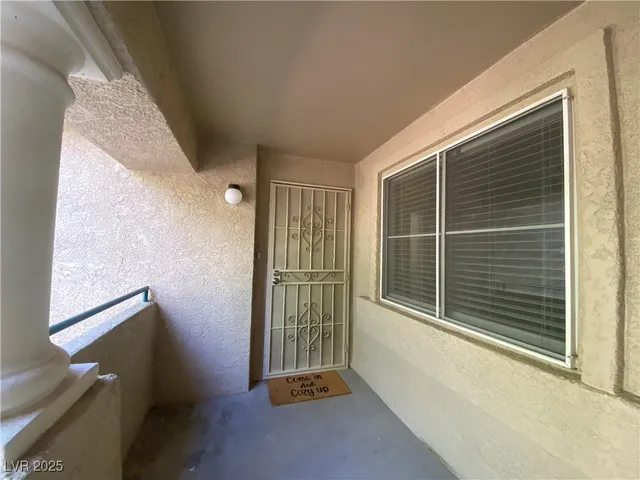 $1,425 | 1513 Lake Placid Terrace, Unit 220, Henderson, NV 89014