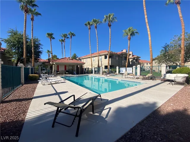 $1,425 | 1513 Lake Placid Terrace, Unit 220, Henderson, NV 89014