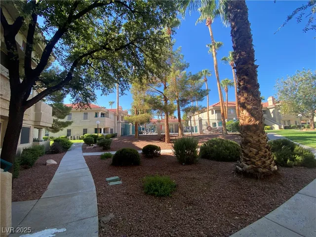 $1,425 | 1513 Lake Placid Terrace, Unit 220, Henderson, NV 89014