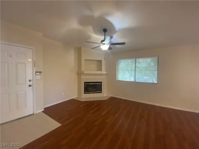 $1,425 | 1513 Lake Placid Terrace, Unit 220, Henderson, NV 89014