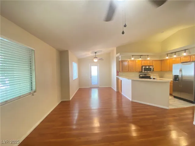 $1,425 | 1513 Lake Placid Terrace, Unit 220, Henderson, NV 89014