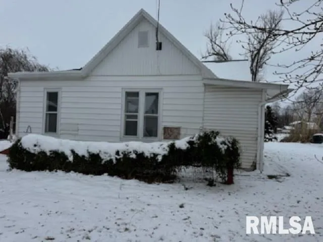 $25,000 | 305 North Fulton Street, Payson, IL 62360
