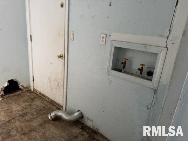 305 North Fulton Street Payson, IL 62360 - Photo 10 of 15