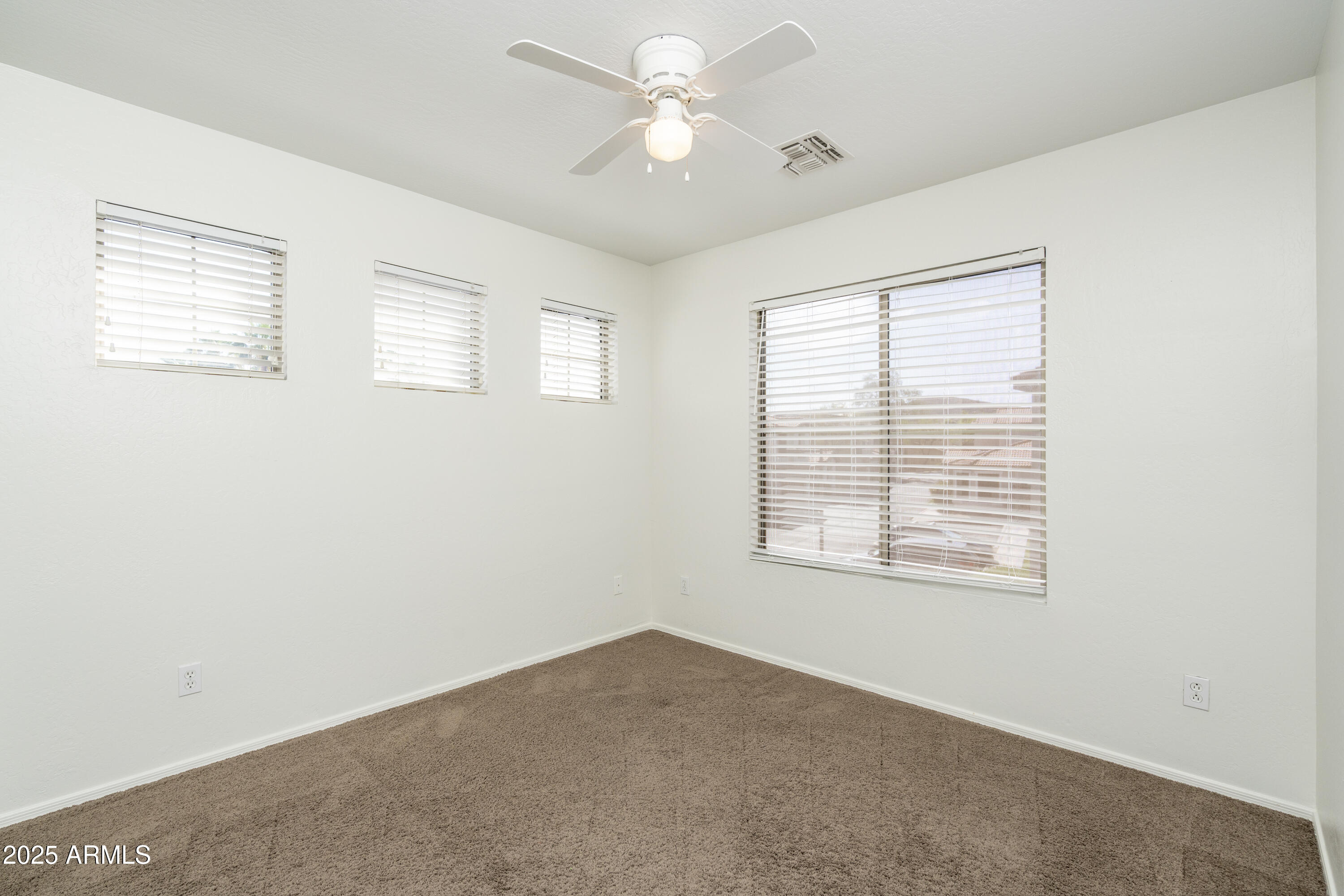 1024 East Frye Road, Unit 1090 Phoenix, AZ 85048 - Photo 12 of 31 Bedroom 2