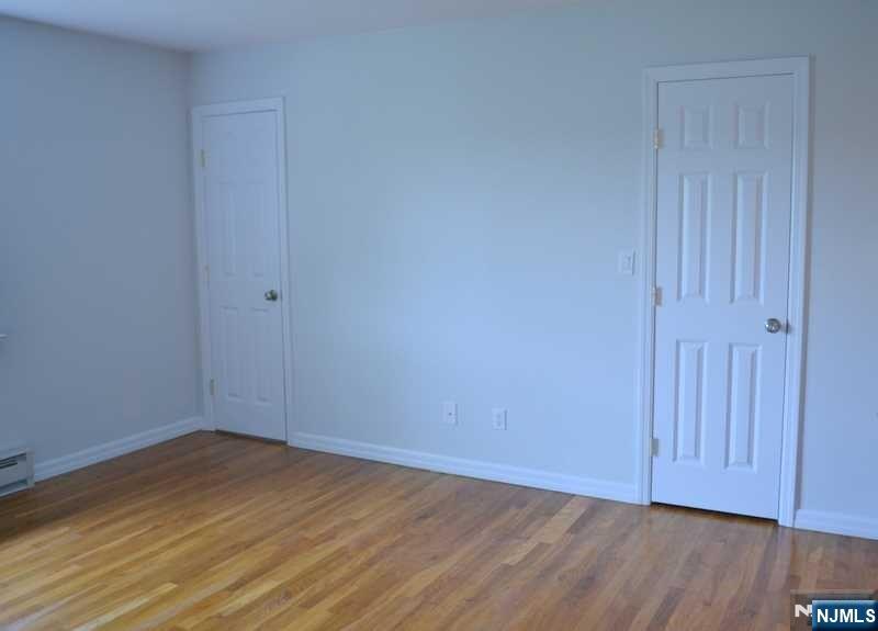 27-33 Corsa Terrace, Unit 11B Ridgewood, NJ 07450 - Photo 15 of 25