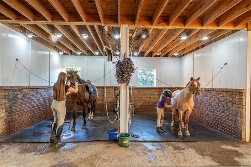 3055 A Spring Hill Drive Monroe, GA 30656 - Photo 20 of 65 a view of entryway