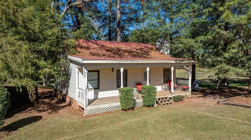 3055 A Spring Hill Drive Monroe, GA 30656 - Photo 28 of 65 a view of a house with a patio