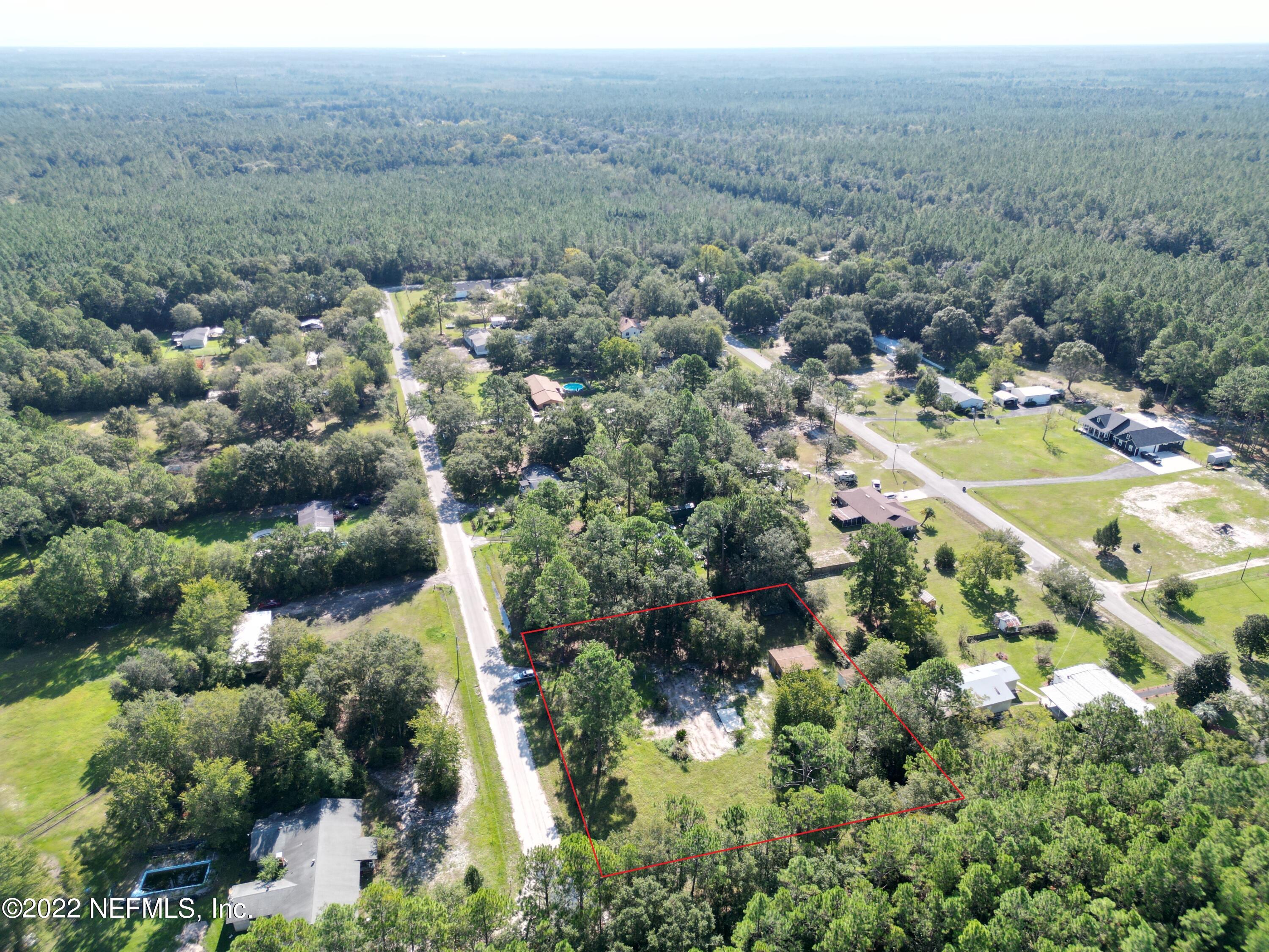 2268 D E Long Road Macclenny, FL 32063 - Photo 13 of 14 an aerial view of multiple house