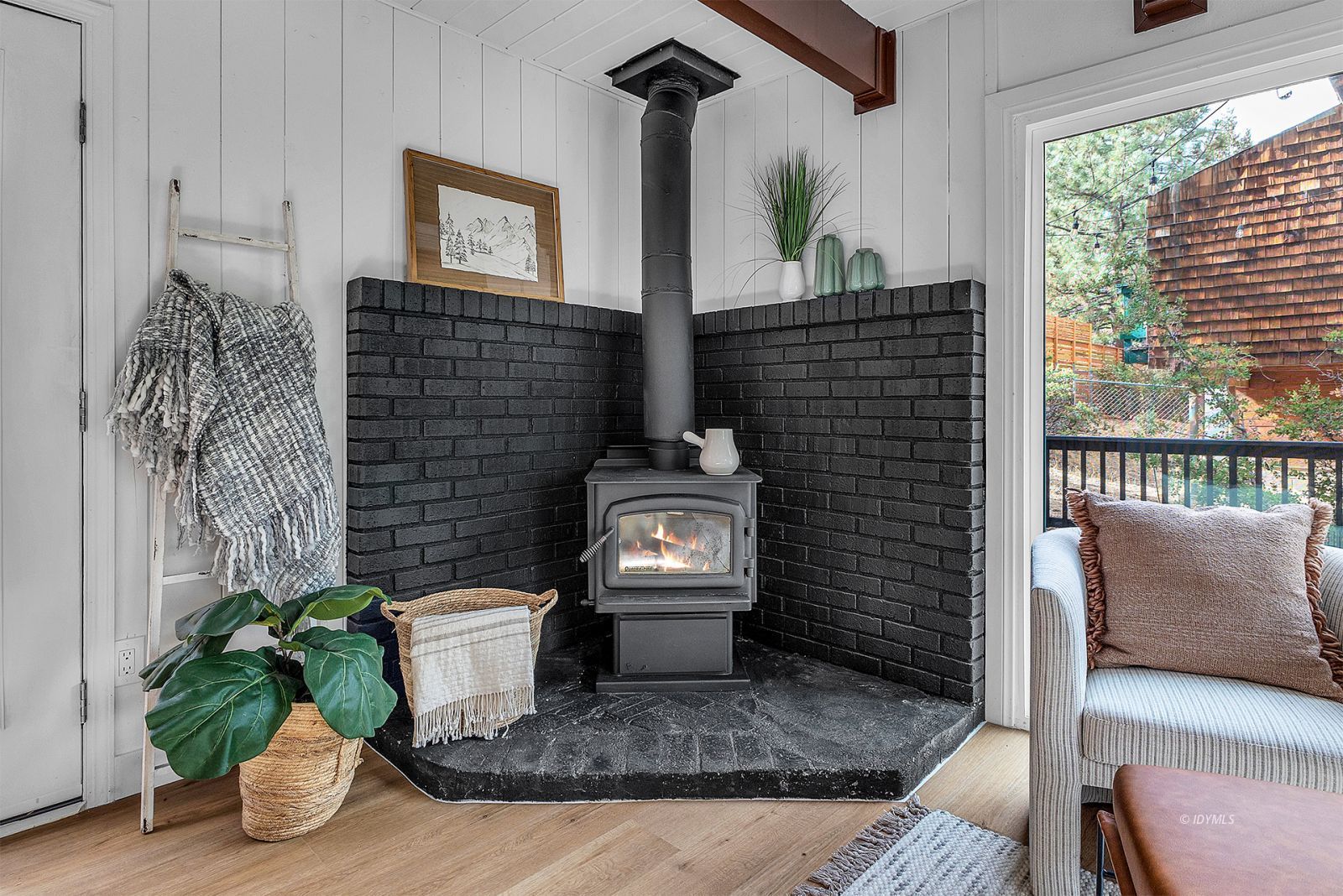 52895 Cedar Drive Idyllwild, CA 92549 - Photo 7 of 43 Living Room Wood Stove