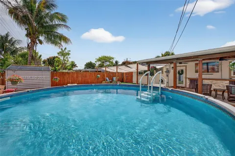 $450,000 | 731 North 69th Avenue, Hollywood, FL 33024