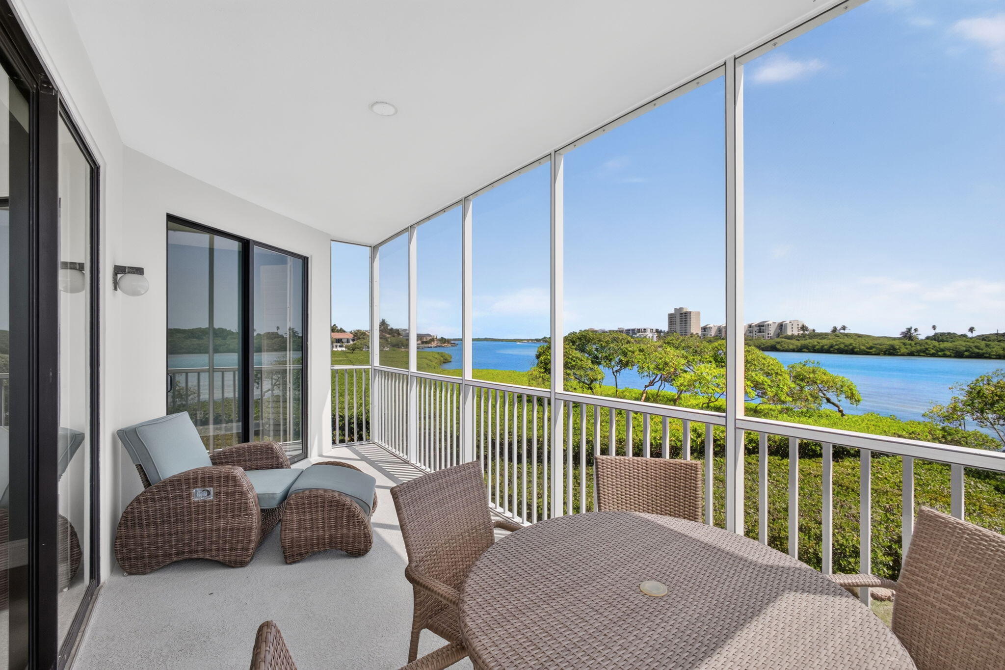 200 Waterway Road, Unit 206 Tequesta, FL 33469 - Photo 3 of 33 35-web-or-mls-35-print-5D1A8535
