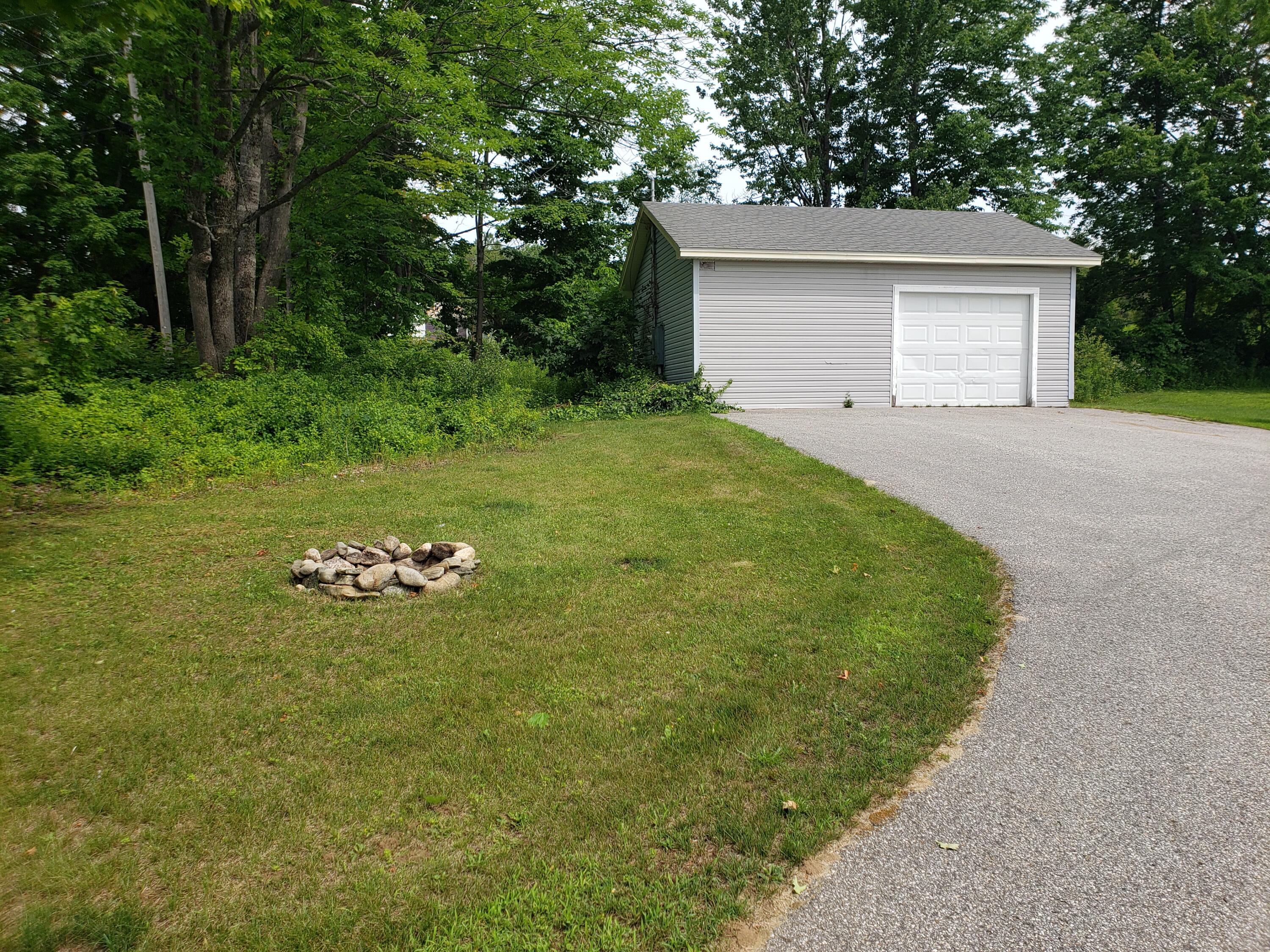 76 Hinkley Road Livermore, ME 04253 - Photo 12 of 55 Additional 1-car garage.