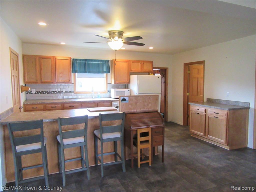 4321 Ditch Road New Lothrop, MI 48460 - Photo 11 of 21