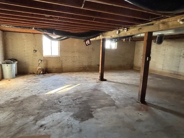 $119,000 | 5106 North Cunningham Avenue, Urbana, IL 61802