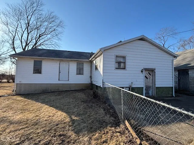 $119,000 | 5106 North Cunningham Avenue, Urbana, IL 61802