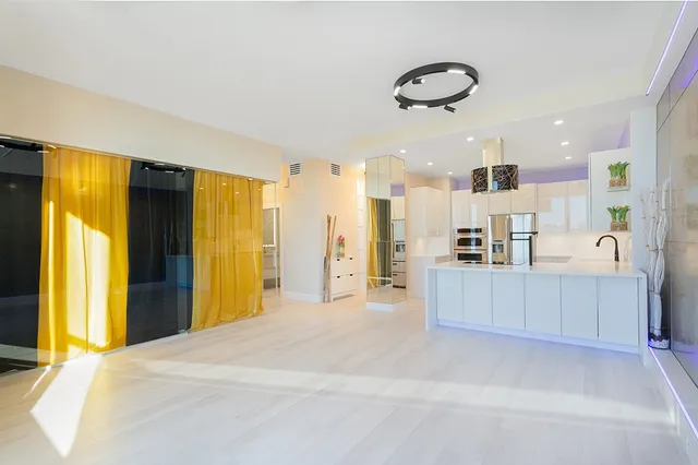 $395,000 | 14 Greenway Plaza, Unit 19M, Houston, TX 77046