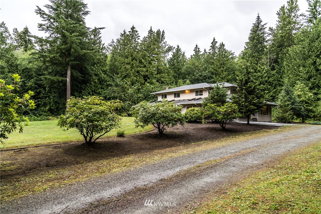 3321 East Blackburn Road Mount Vernon, WA 98274 - Photo 2 of 25