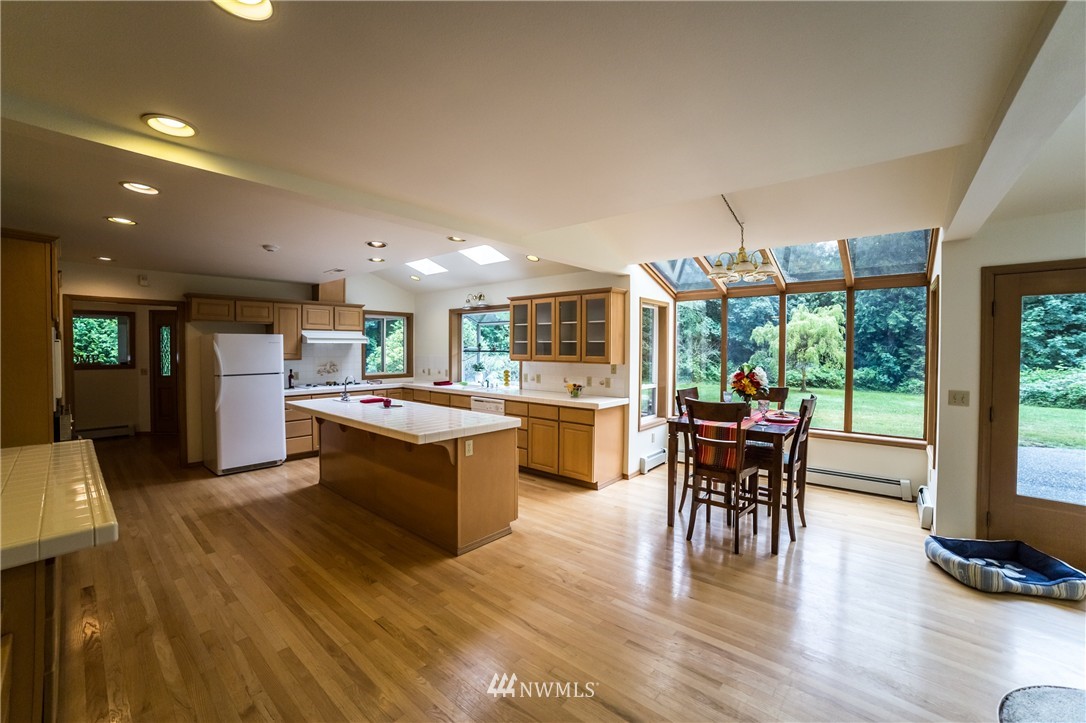 3321 East Blackburn Road Mount Vernon, WA 98274 - Photo 11 of 25