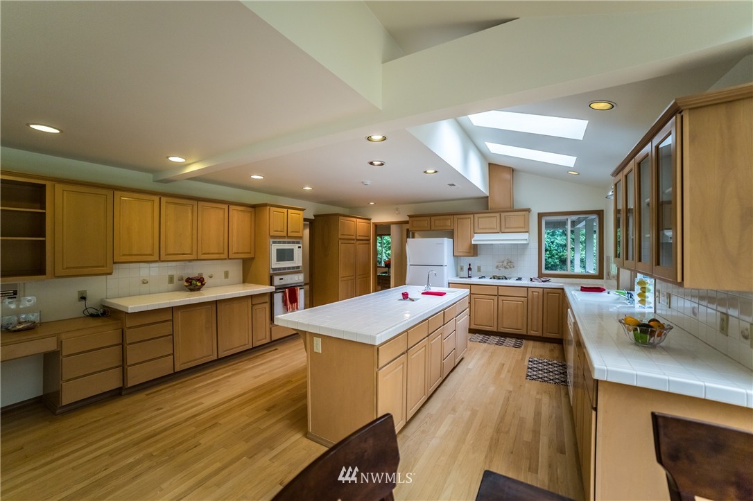 3321 East Blackburn Road Mount Vernon, WA 98274 - Photo 13 of 25