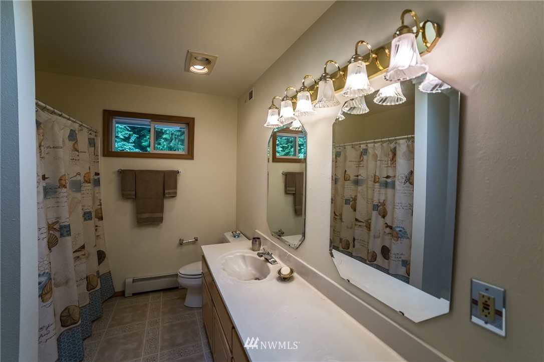 3321 East Blackburn Road Mount Vernon, WA 98274 - Photo 23 of 25