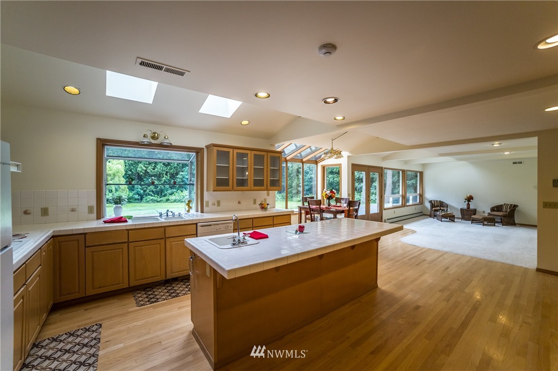 3321 East Blackburn Road Mount Vernon, WA 98274 - Photo 10 of 25