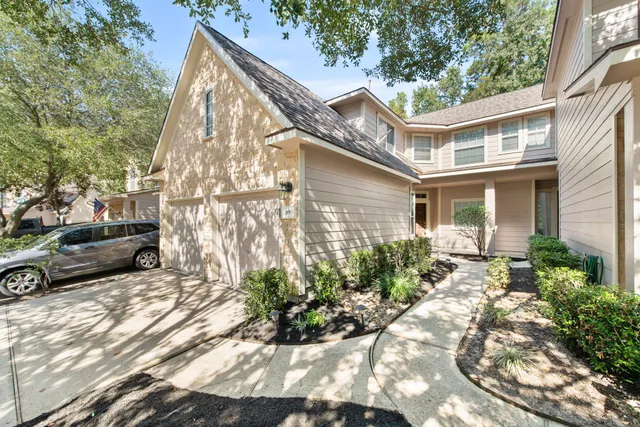 $2,070 | 99 East Greenhill Terrace Place, The Woodlands, TX 77382
