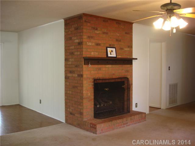 3464 Anderson Mountain Road Maiden, NC 28650 - Photo 3 of 13 Gallery Image 3