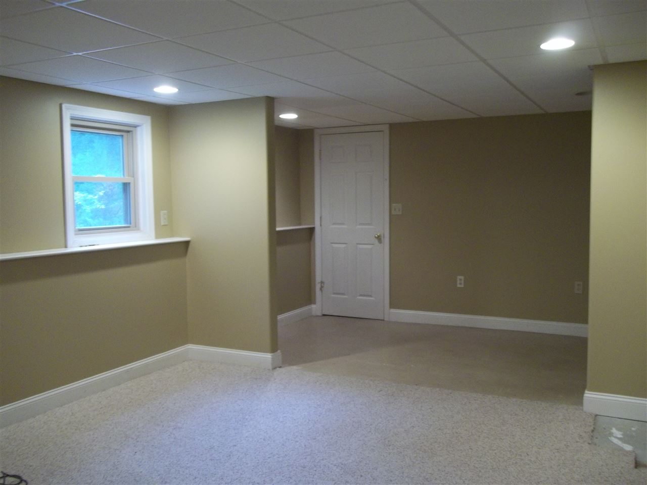 107 Hills Road Auburn, NH 03032 - Photo 22 of 25