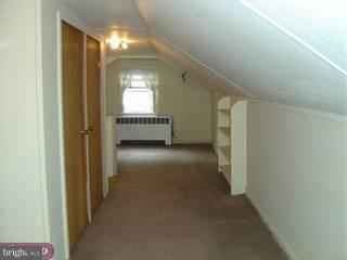 236 Rambling Way Springfield, PA 19064 - Photo 4 of 6