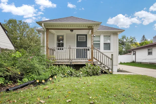 $189,500 | 4928 North 107th Street, Milwaukee, WI 53225