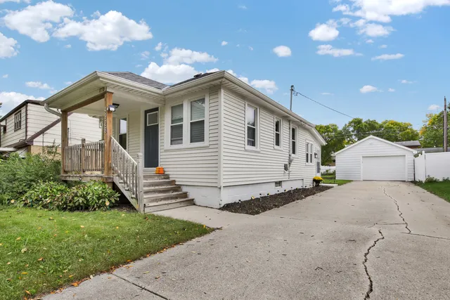 $189,500 | 4928 North 107th Street, Milwaukee, WI 53225