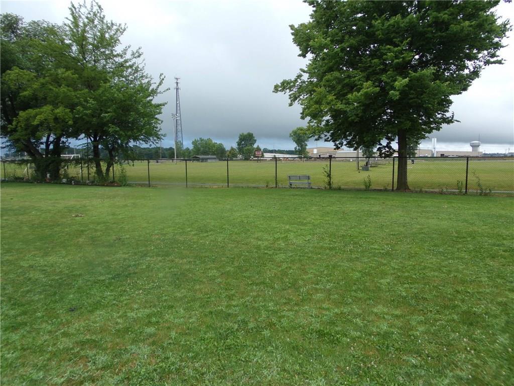 10 South S Pine, Unit 10 Wapakoneta, OH 45895 - Photo 37 of 41