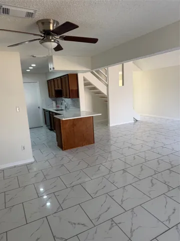 $2,000 | 6103 Linnhaven Drive, Houston, TX 77072