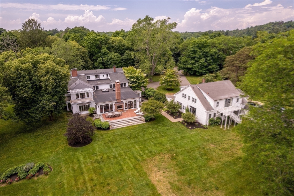 675 Bay Road Hamilton, MA 01982 - Photo 3 of 36