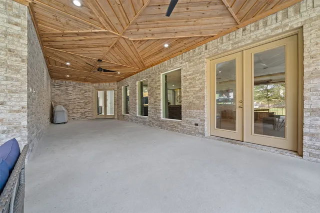 a view of livingroom with furniture and iron walls