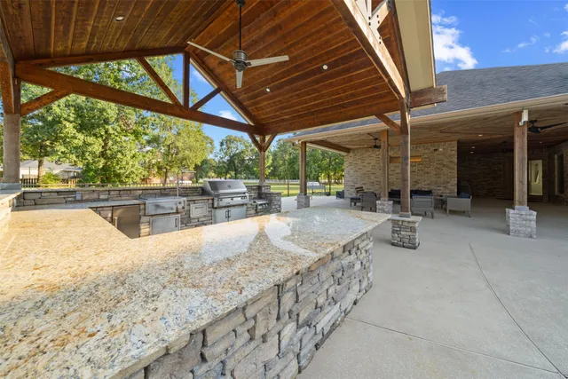 a view of a house with a big yard