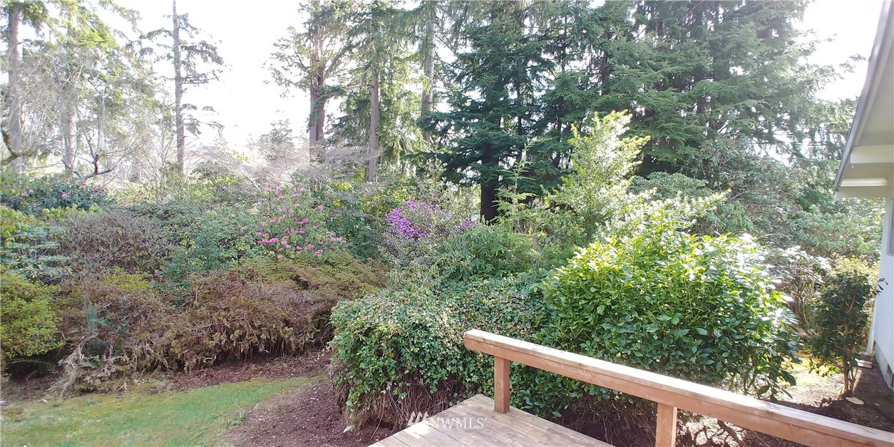310 Hemlock Park Road Aberdeen, WA 98520 - Photo 3 of 25 Gallery Image 3