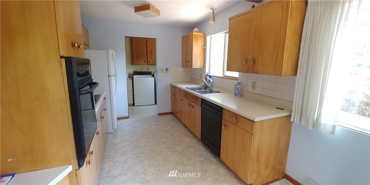 310 Hemlock Park Road Aberdeen, WA 98520 - Photo 7 of 25 Gallery Image 7