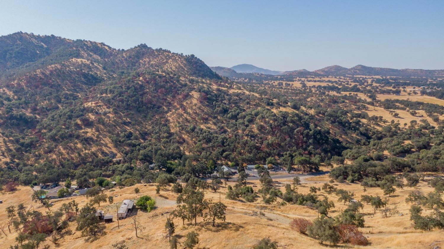 893 Winter Road Squaw Valley, CA 93675 - Photo 32 of 42 a view of a city