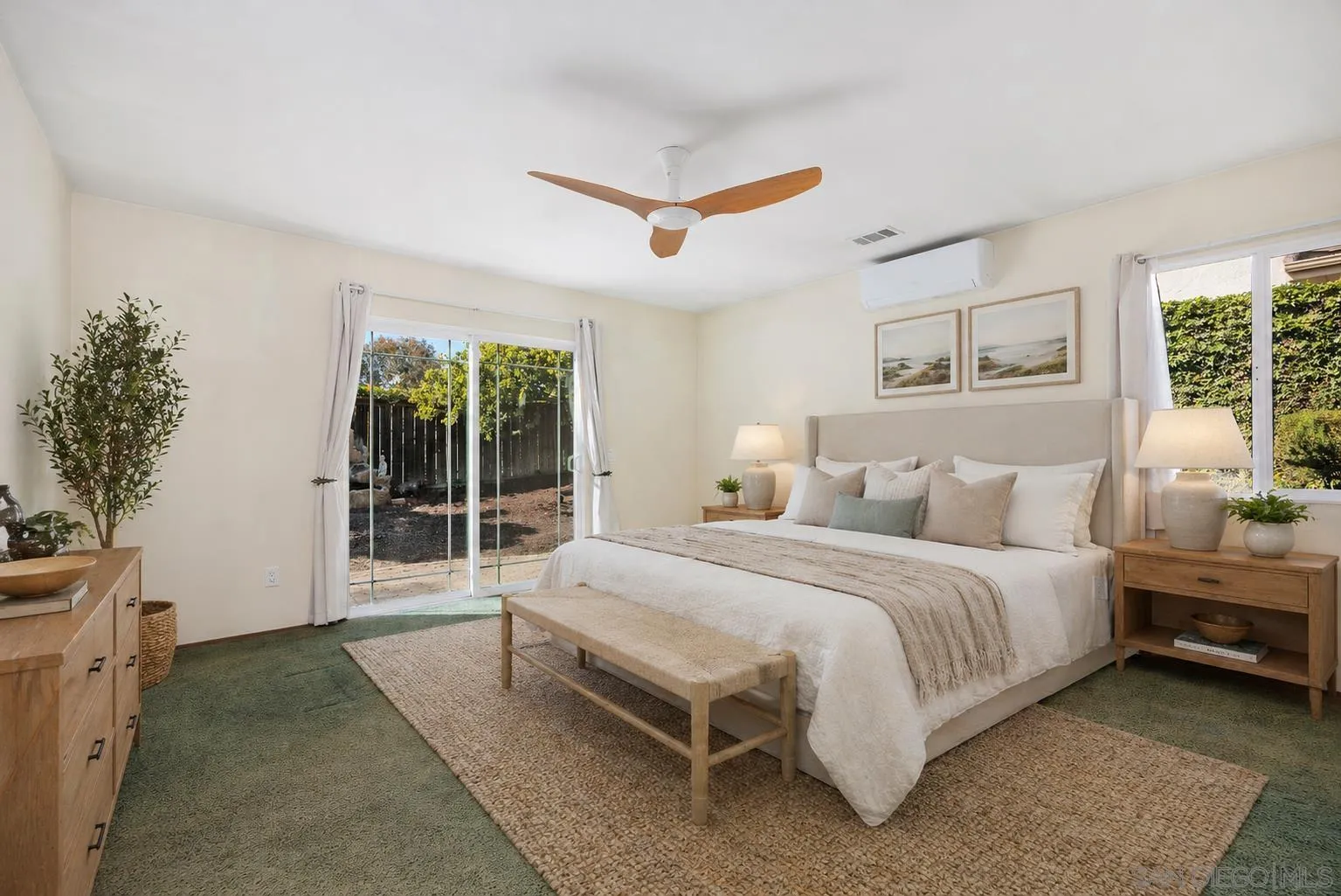 140 5 Crowns Way Encinitas, CA 92024 - Photo 11 of 29 Digitally Altered. Original Image (https://zimg.paragon.ice.com/ParagonImages/Property/PA/SDMLS/-522818/17/533/400/e32fff3bae9a87f8b9f31542dc4499dc/3/8e76c09e761eb36fc675787e6039b2d8/-522818-e8983216-769f-4907-9061-07c36289dff0.JPG)