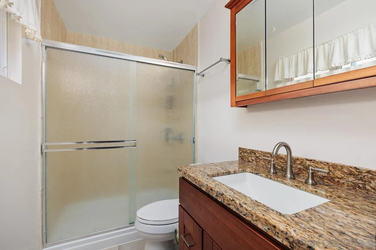 140 5 Crowns Way Encinitas, CA 92024 - Photo 18 of 29