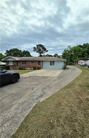 $1,750 | 421 Springside Drive, Forest Park, GA 30297