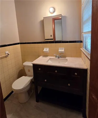 $1,750 | 421 Springside Drive, Forest Park, GA 30297