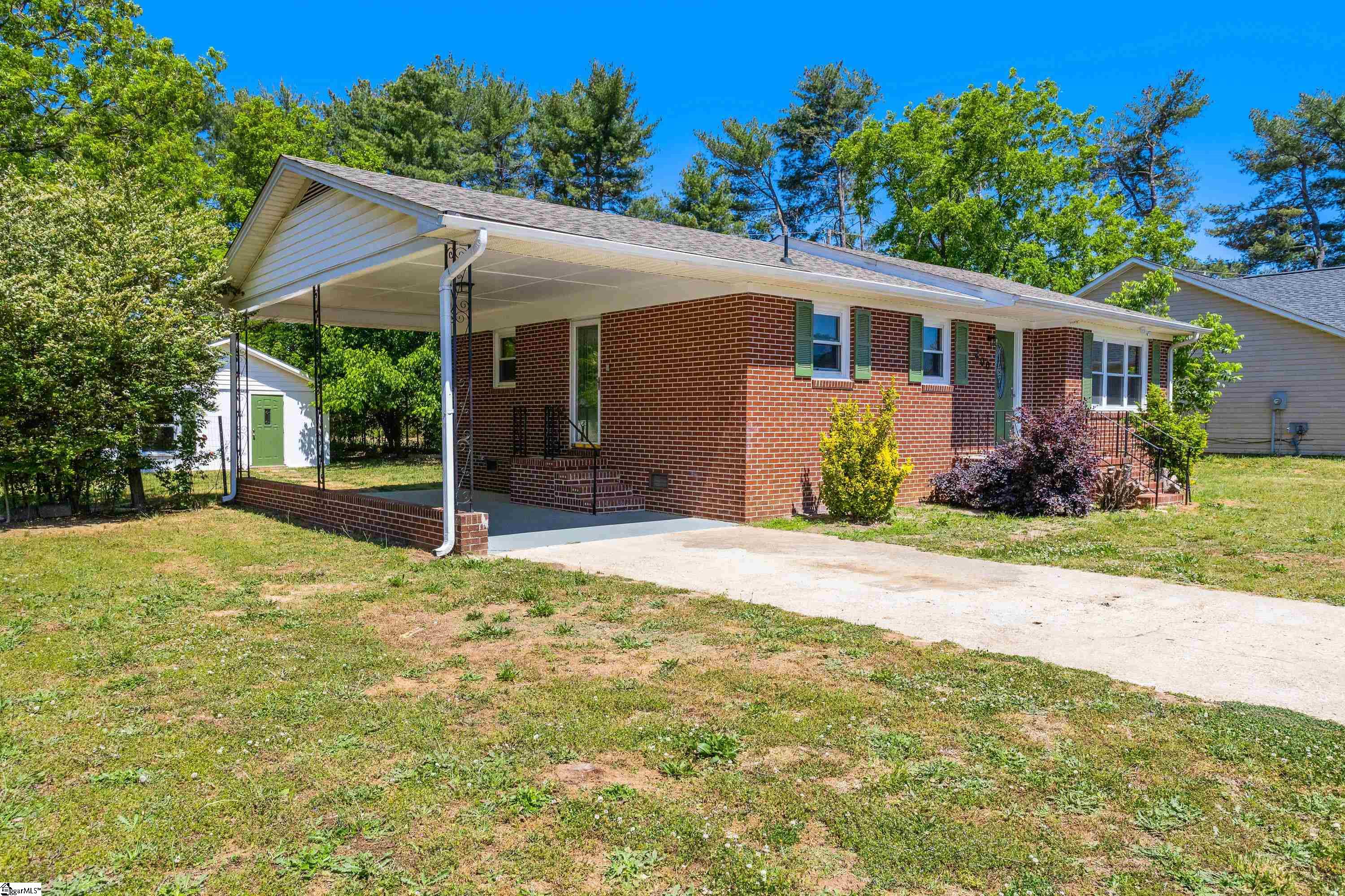 200 Reedy Fork Road Greenville, SC 29605 - Photo 3 of 25 Gallery Image 3