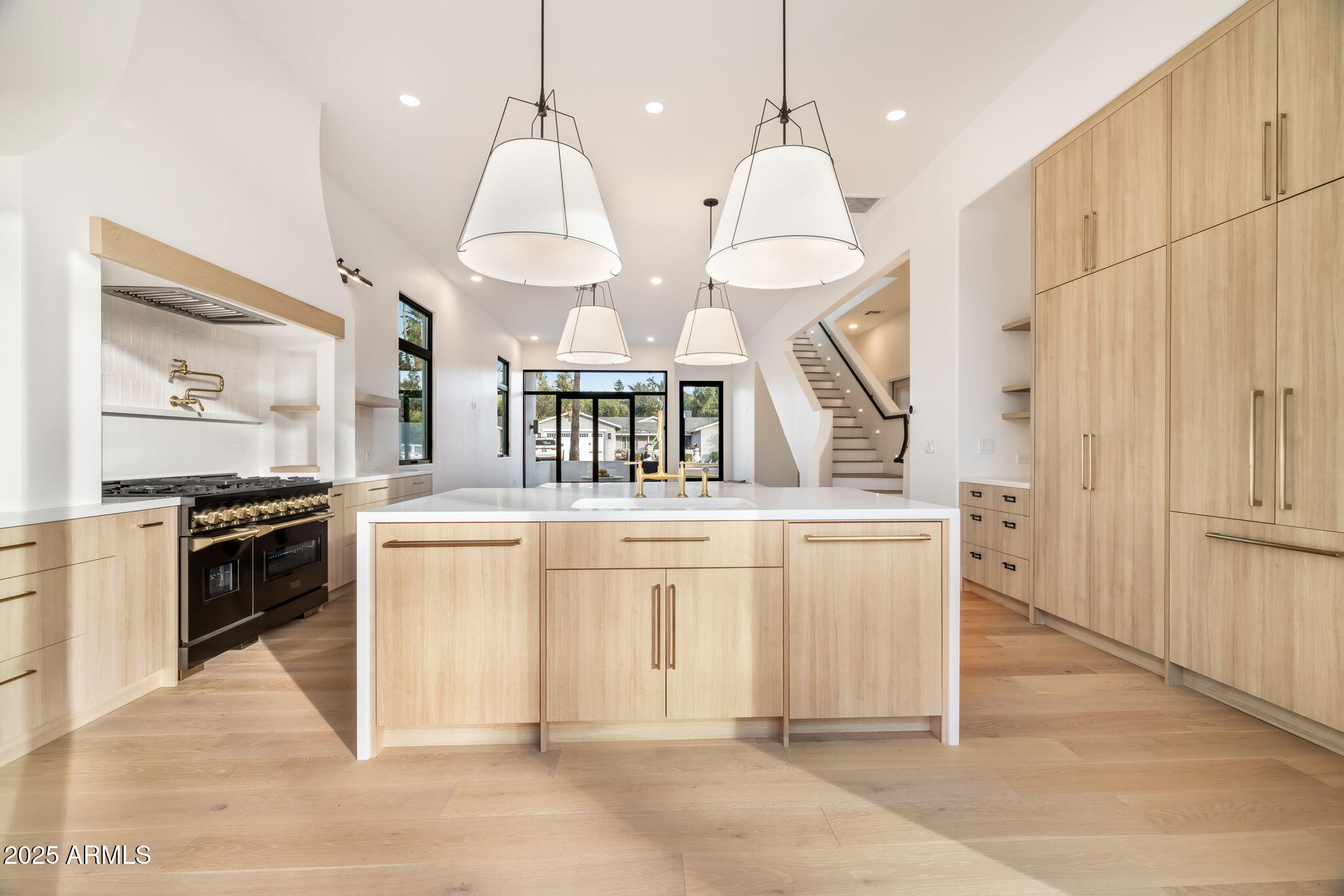 4120 North 44th Place Phoenix, AZ 85018 - Photo 12 of 40 Beautiful kitchen