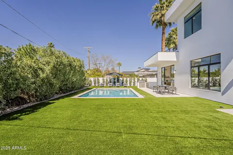 $2,350,000 | 4120 North 44th Place, Phoenix, AZ 85018