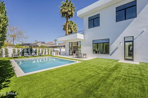 $2,350,000 | 4120 North 44th Place, Phoenix, AZ 85018