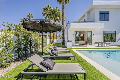 $2,350,000 | 4120 North 44th Place, Phoenix, AZ 85018